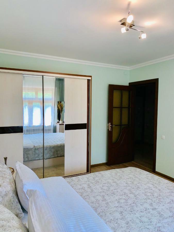 Samarkand Apartment Zewnętrze zdjęcie