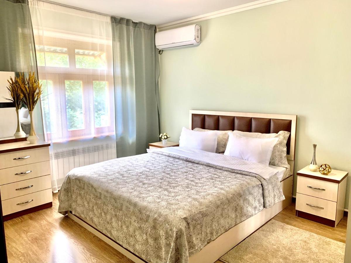 Samarkand Apartment Zewnętrze zdjęcie